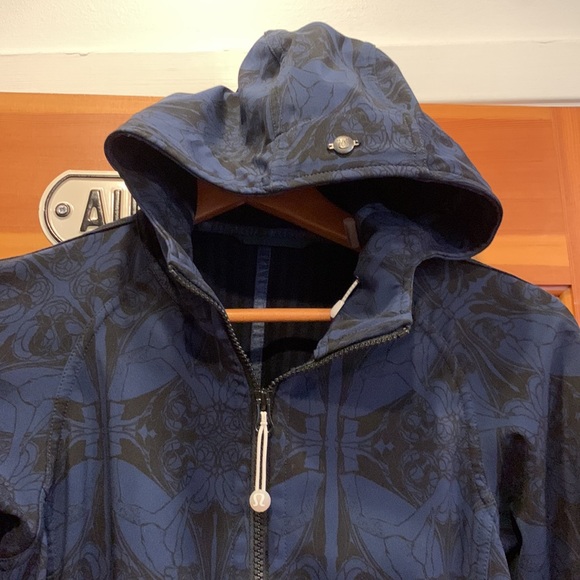 Lululemon Waterproof jacket - Picture 2 of 7